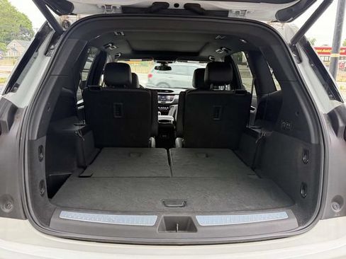 Used 2020 Cadillac XT6 Premium Luxury AWD/4WD image 7