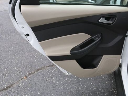 Used 2014 Ford Focus SE image 15
