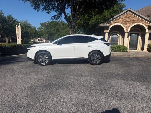 Used 2025 Nissan Murano SL w/ Cargo Package AWD/4WD image 2
