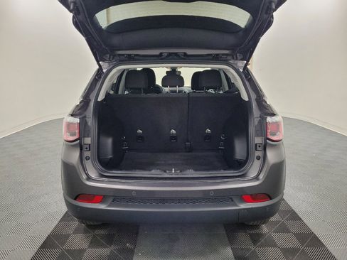 Used 2018 Jeep Compass Sport w/ Tech Group AWD/4WD image 29