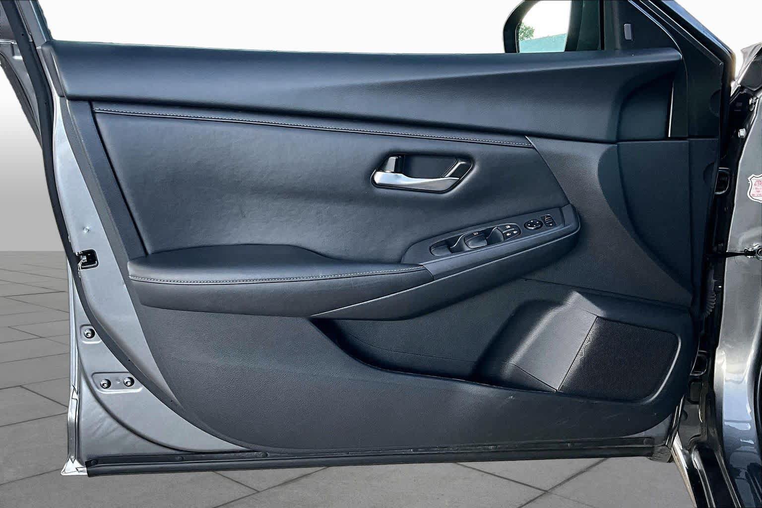 Certified 2024 Nissan Sentra SV FWD image 21