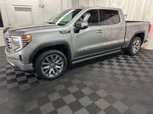 Used 2024 GMC Sierra 1500 Denali w/ Denali Reserve Package AWD/4WD image 5
