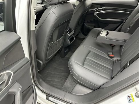 Certified 2024 Audi Q8 e-tron Premium Plus image 23