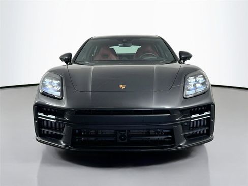 Certified 2025 Porsche Panamera GTS image 10