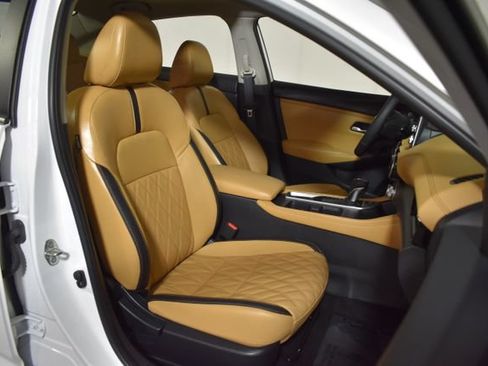 Certified 2024 Nissan Sentra SV w/ SV Premium Package FWD image 34