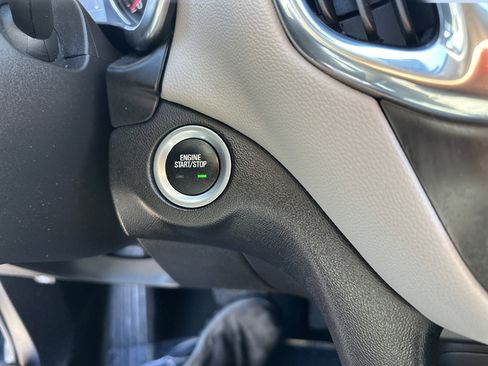 Certified 2024 Chevrolet Equinox LT image 15