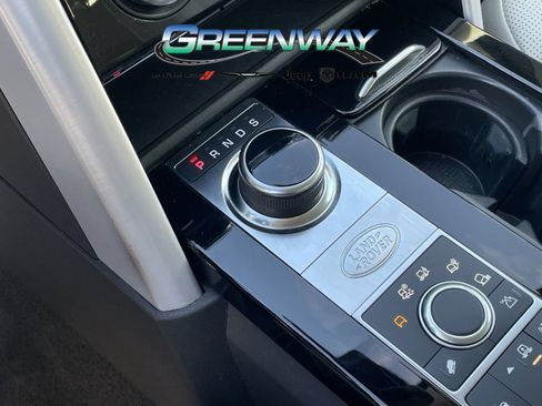 Used 2018 Land Rover Discovery HSE AWD/4WD image 26