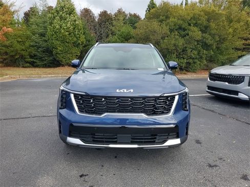 New 2026 Kia Sorento S image 2
