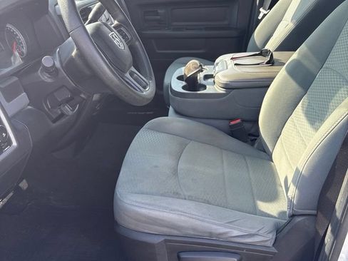 Used 2013 RAM 1500 Express AWD/4WD image 10