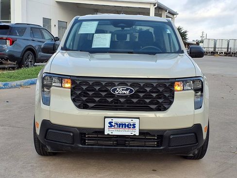 Used 2025 Ford Maverick XL w/ Equipment Group 102A AWD/4WD image 3