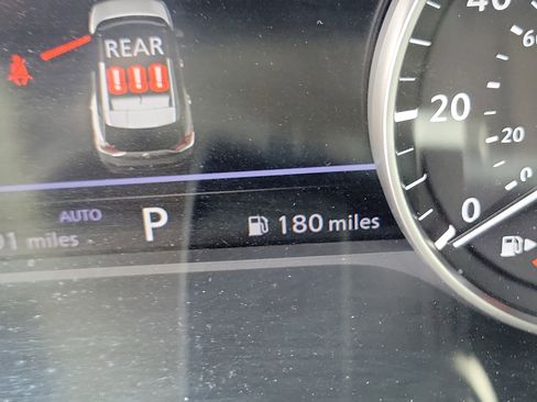 Used 2023 Nissan Rogue SL image 25