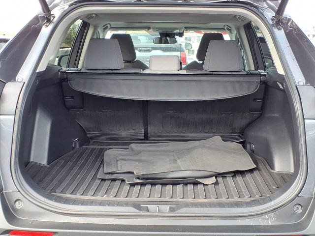 Certified 2021 Toyota RAV4 XLE w/ Convenience Package AWD/4WD image 8