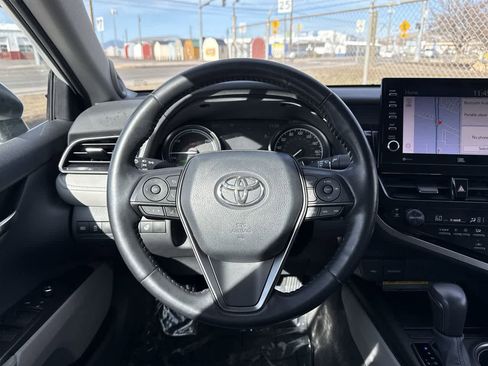 Used 2021 Toyota Camry XSE w/ Navigation Upgrade Package image 16