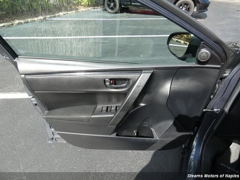 Used 2019 Toyota Corolla L FWD image 40