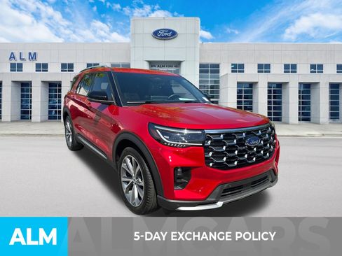 Used 2025 Ford Explorer Platinum w/ Ultimate Package RWD image 3