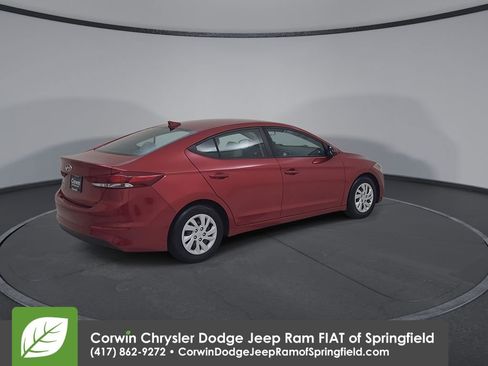 Used 2017 Hyundai Elantra SE FWD image 15