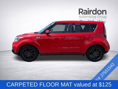 Used 2018 Kia Soul ! w/ Tech Package FWD image 4