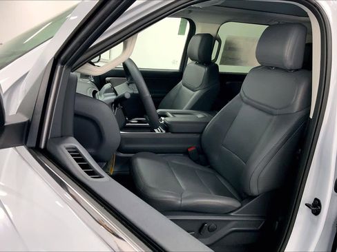 New 2025 Ford Expedition Max Active image 9