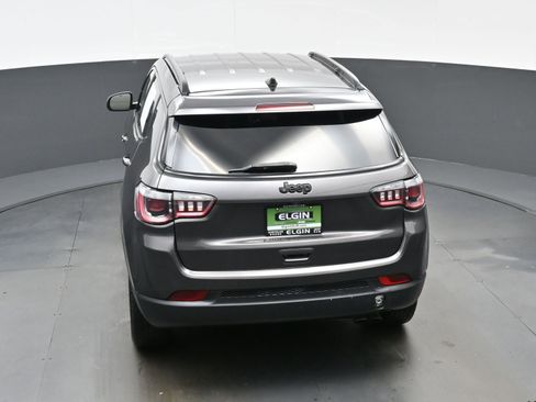 Used 2021 Jeep Compass Latitude AWD/4WD image 37