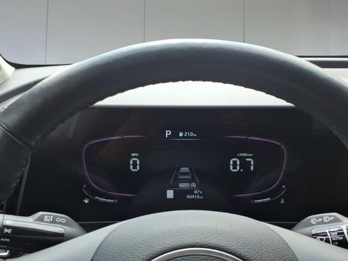 Used 2023 Kia Sportage EX AWD/4WD image 13