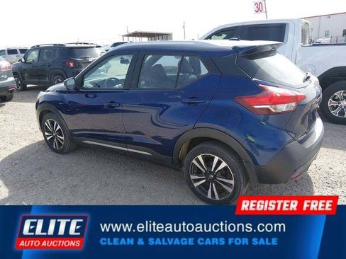 Used 2018 Nissan Kicks SR FWD image 5