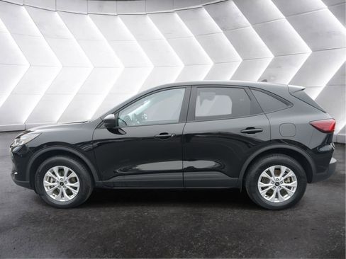 Used 2025 Ford Escape Active AWD/4WD image 2