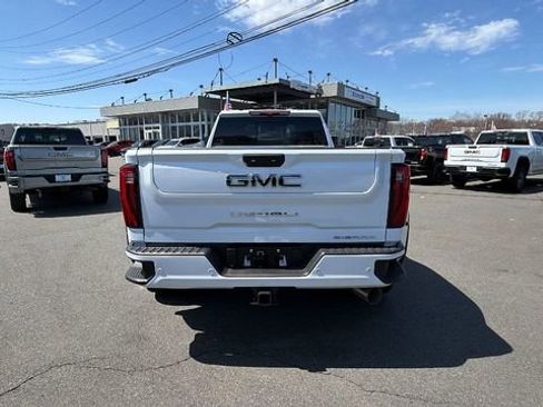 New 2026 GMC Sierra 3500 Denali Ultimate AWD/4WD image 6
