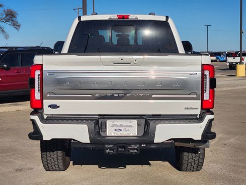 New 2025 Ford F250 Platinum w/ Platinum Plus Package image 8