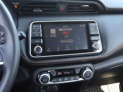 Used 2020 Nissan Kicks SR w/ SR Premium Package FWD image 16