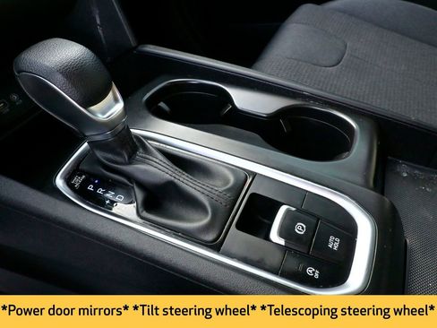 Used 2020 Hyundai Santa Fe SE w/ Cargo Package image 9