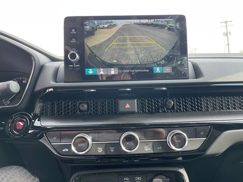 Used 2025 Honda CR-V EX-L image 9