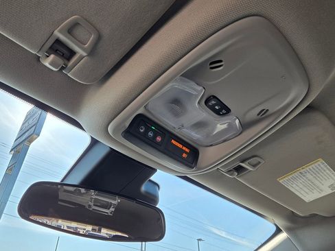 Used 2024 Buick Encore GX Sport Touring w/ Comfort Package image 21