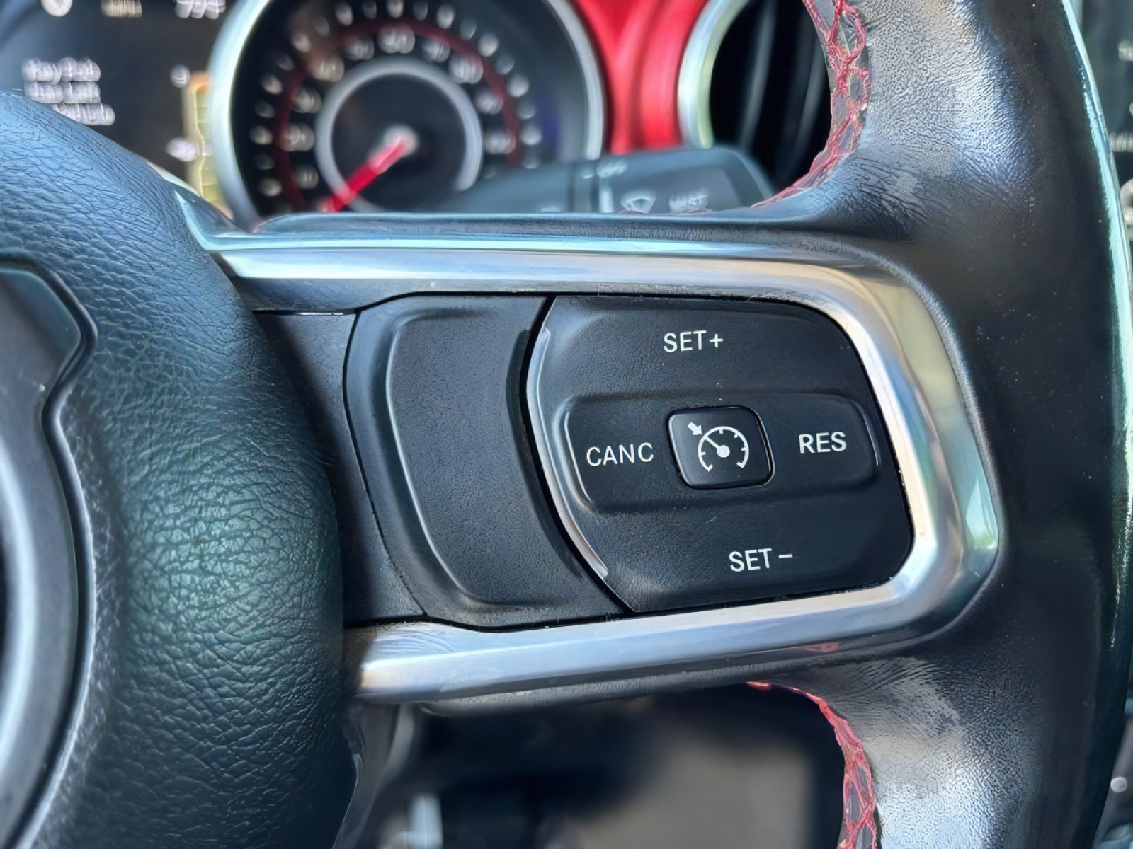Used 2021 Jeep Gladiator Rubicon AWD/4WD image 23