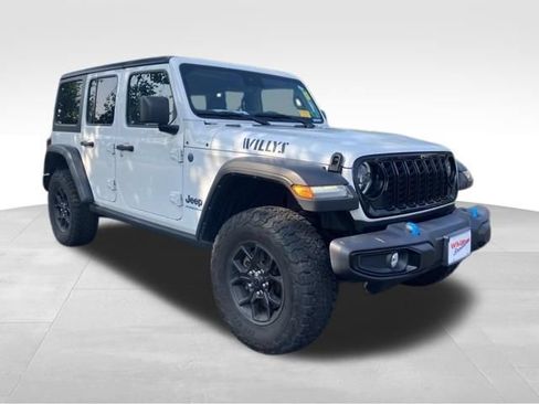 Used 2024 Jeep Wrangler Unlimited AWD/4WD image 5
