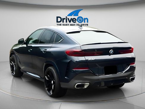 Used 2021 BMW X6 xDrive40i w/ M Sport Package image 5