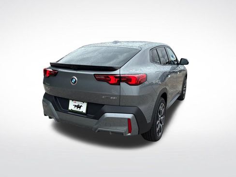 New 2026 BMW X2 xDrive28i w/ Technology Package AWD/4WD image 3