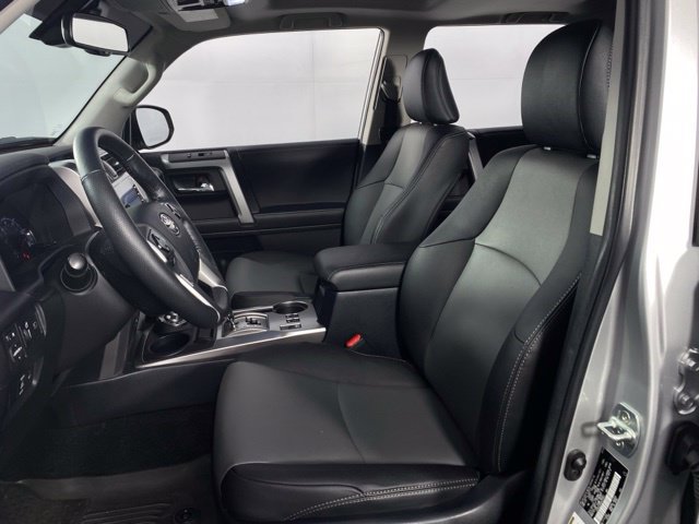 Used 2024 Toyota 4Runner SR5 Premium w/ Moonroof Package AWD/4WD image 14