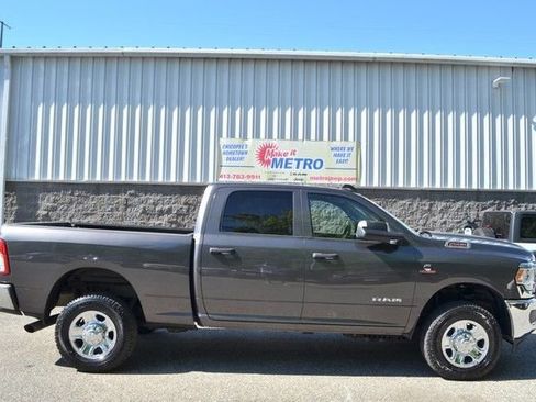 Used 2020 RAM 2500 Tradesman AWD/4WD image 9
