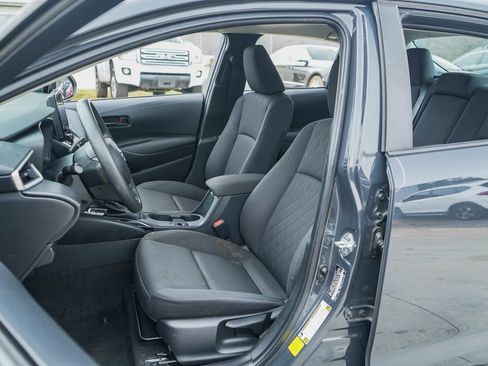Used 2023 Toyota Corolla LE image 7