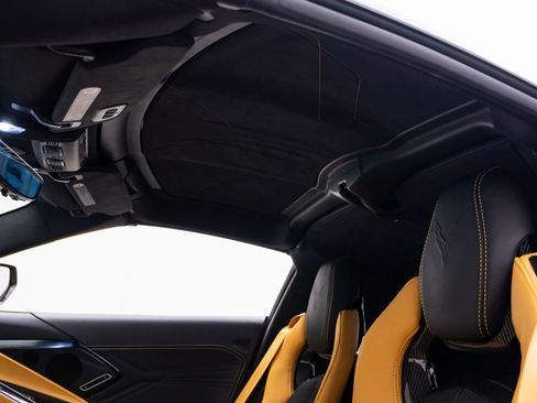 Used 2025 Chevrolet Corvette Z06 RWD image 20