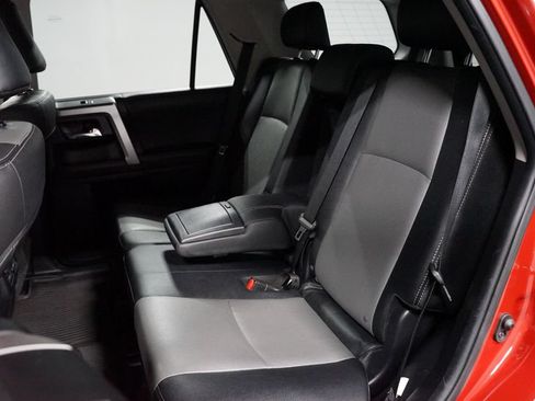 Certified 2024 Toyota 4Runner SR5 Premium w/ Moonroof Package AWD/4WD image 29