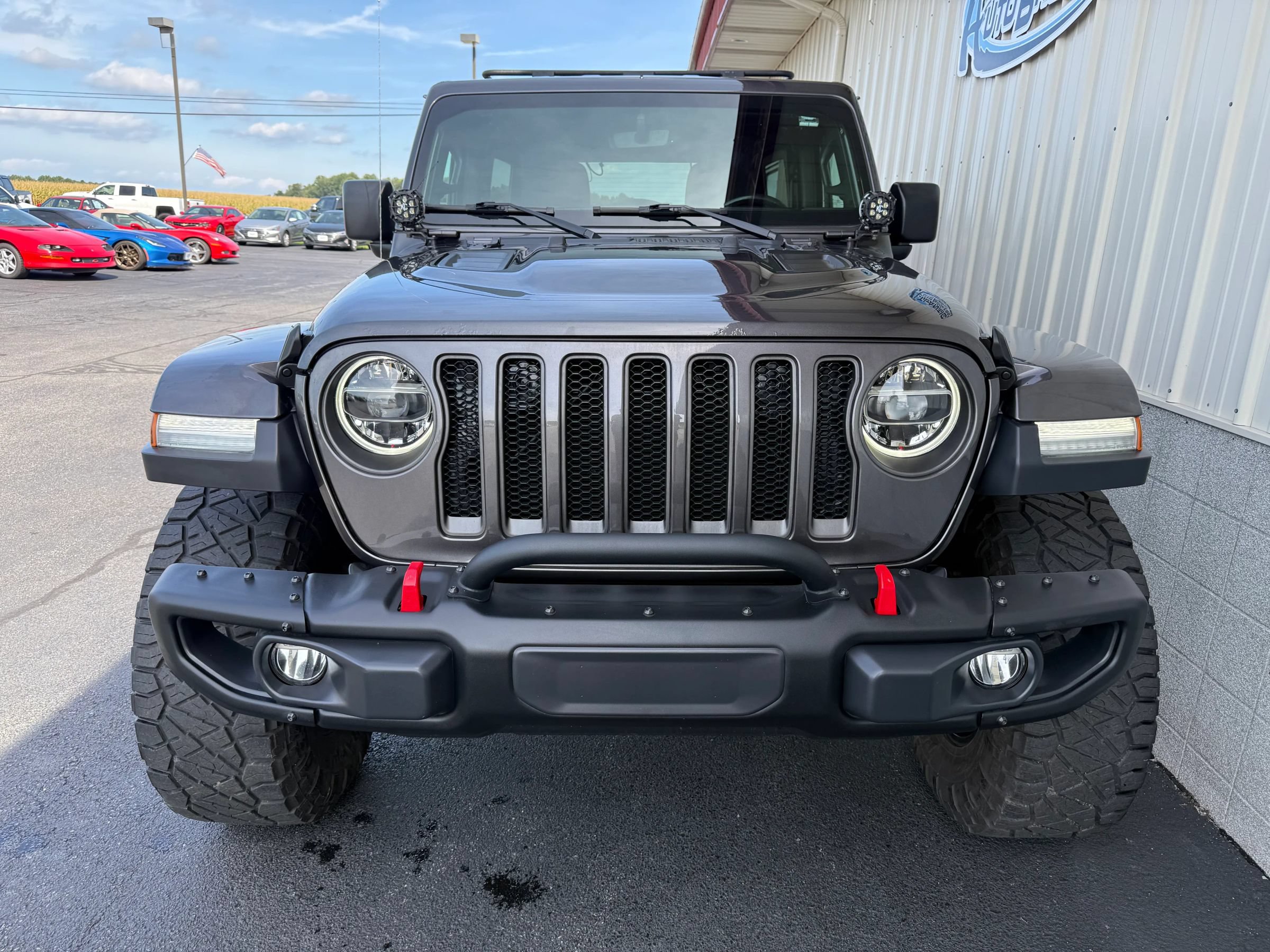 Used 2020 Jeep Wrangler Unlimited Rubicon w/ Dual Top Group AWD/4WD image 8