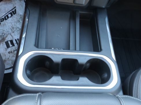 Used 2020 Chevrolet Silverado 2500 High Country image 15