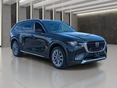 Used 2025 MAZDA CX-90 3.3 Turbo w/ Premium Plus Pkg image 8