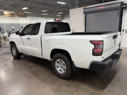 Used 2024 Nissan Frontier S w/ S Utility Package AWD/4WD image 5
