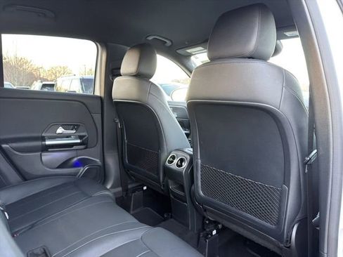 Used 2025 Mercedes-Benz GLA 250 image 18