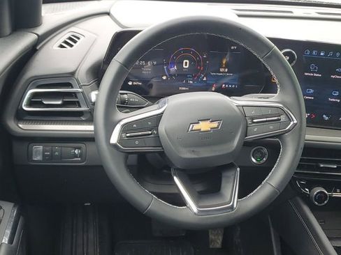 New 2026 Chevrolet Traverse LT w/ Driver Confidence Package image 11