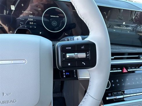 New 2025 Hyundai Santa Fe Limited AWD/4WD image 26