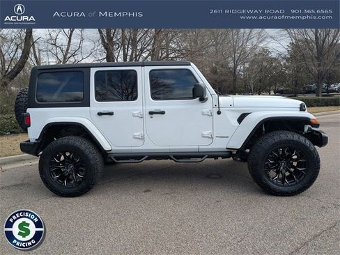Used 2022 Jeep Wrangler Unlimited Sahara w/ Cold Weather Group image 7