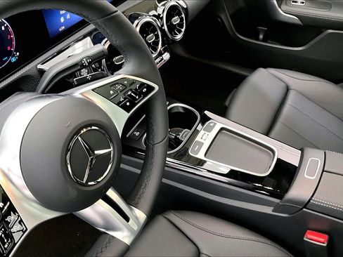 New 2026 Mercedes-Benz CLA 250 image 8